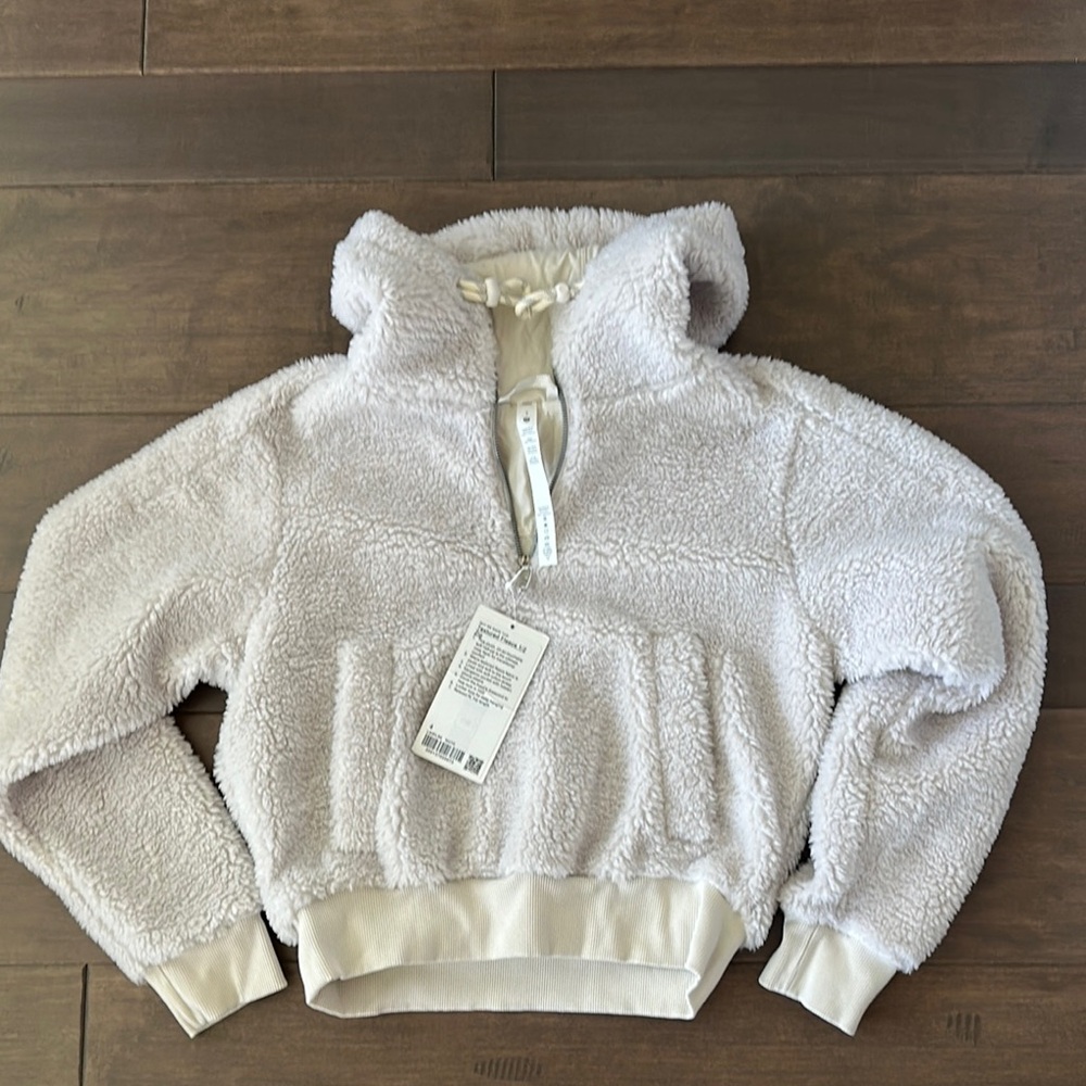 Lululemon half zip